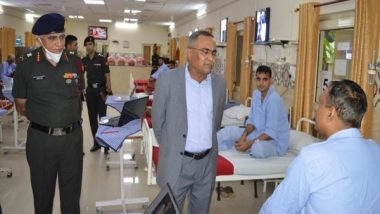 India News | Delhi: Army Chief with His Wife Visits Base Hospital Ahead of Diwali