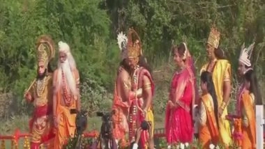 India News | 16 Grand Tableaux Based on Ramayana Episodes Taken out at Deepotsav Celebrations in Ayodhya