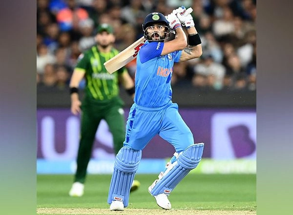 Sports News | T20 WC: Indian Cricket Reacts to Virat Kohli's Match-winning Masterclass Against Pakistan