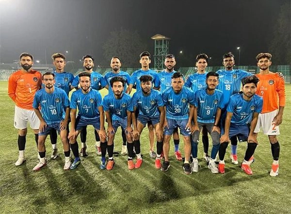 India News | 'Kashmir Avengers' Football Club Revived in J-K to Provide Youth Space to Showcase Talent