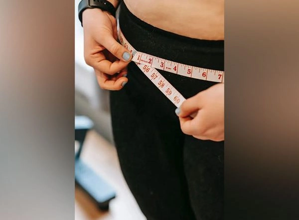 Health News | 5 Household Items That Can Help Replace Workout Equipment to Lose Fat