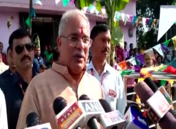 India News | Chhattisgarh CM Celebrates Tribal Culture of Gaura-Gauri Puja in Bhilai