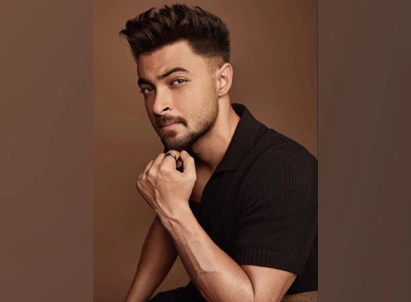 Entertainment News | Aayush Sharma Unveils First Look Poster of His Next Untitled Film