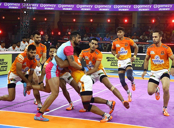 Sports News | PKL: Aslam Inamdar's Stupendous Performance Hands Puneri Paltan Victory Against Jaipur Pink Panthers