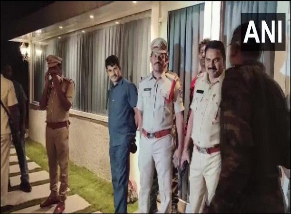 India News | BJP Moves Telangana High Court Seeking Transfer of TRS MLAs' Poaching Case to CBI