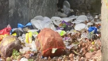 India News | Kolkata: Garbage Dumped on City Roads Raises Concern of Possible Dengue Outbreak