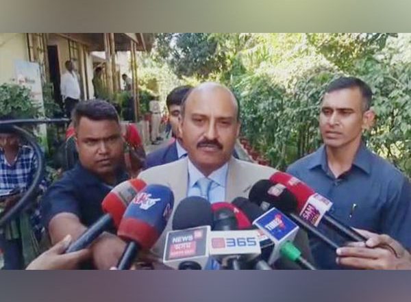India News | Police Detain 7 German Nationals, Who Delivered Sermons, for Violating Tourist Visa Norms
