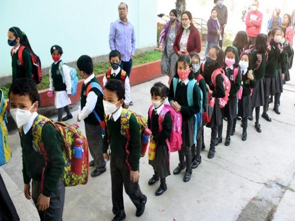 India News | 13 States, 3 UTs Sign MoU with Education Ministry for Upgradation to PM-Shri Schools - Vimarsana News