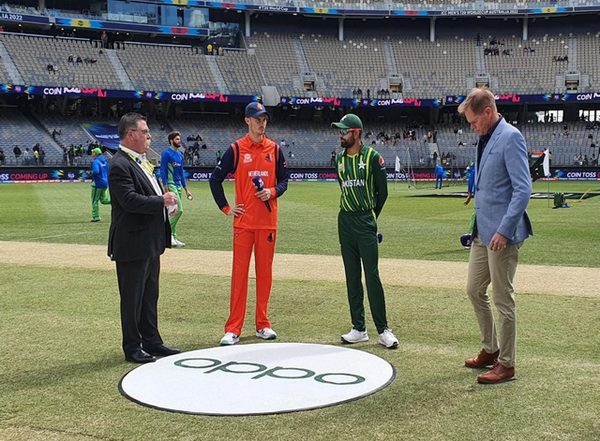 Sports News | T20 WC: Netherlands Win Toss, Opt to Bat First Against Pakistan in Crucial Match