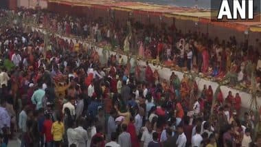 India News | Devotees Throng Ghats, Ponds to Celebrate Chhath Puja Across Country