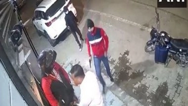 India News | Carjacking Incident in Delhi: SUV Stolen