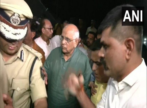 India News | Gujarat CM Bhupendra Patel Meets Injured Persons at Morbi Civil Hospital