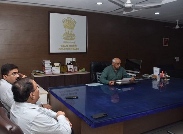 India News | Gujarat CM Bhupendra Patel Holds Review Meeting After Cable Bridge Collapses in Morbi