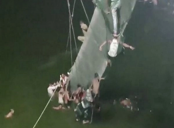 Morbi Suspension Bridge Collapse: Gujarat Police FIR Books Bridge Maintenance Agency for 'Culpable Homicide'