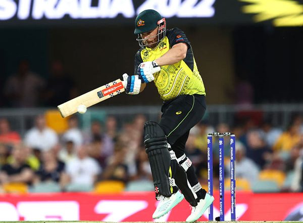 Sports News | T20 WC: Finch-Stoinis Stand Powers Australia to Competitive 179/5 Against Ireland