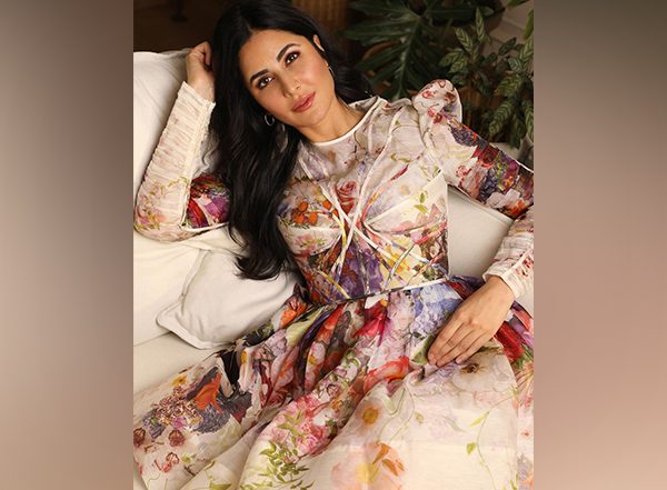 Entertainment News | Katrina Kaif Channels Her Inner Harley Quinn to Spook You on Halloween; Pictures Inside