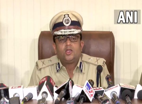 Morbi Suspension Bridge Collapse: 9 Persons, Including Ticket Sellers and Security Men, Arrested After Bridge Collapses in Gujarat