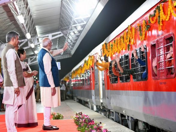 India News | Ahmedabad: PM Modi Dedicates Railway Projects Worth over Rs 2,900 Cr in Asarva - Vimarsana News