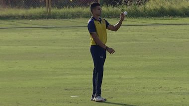 Arjun Tendulkar Scalps 4/10 in 4 Overs During Goa vs Hyderabad Syed Mushtaq Ali 2022 T20 Match (Watch Video)