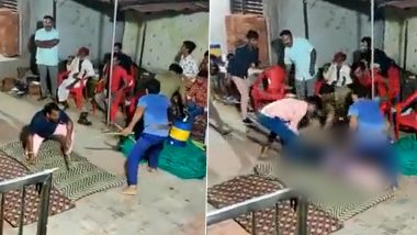 Gujarat Shocker: Man Dies of Heart Attack While Playing Dandiya Raas in Dahod, Video Goes Viral