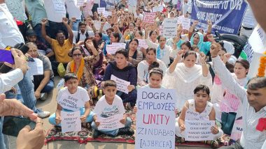 Kashmiri Pandits Killing: Dogra Employees Posted in Kashmir Protest Selective Killings, Demand Relocation