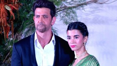 Hrithik Roshan Celebrates First Diwali With Girlfriend Saba Azad, Picture Goes Viral!