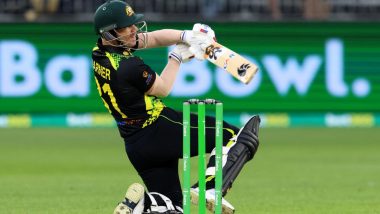 ICC T20 World Cup 2022: Aussie Skipper Aaron Finch Confirms Preparation of David Warner as Reserve Keeper in Case of an Injury to Matthew Wade