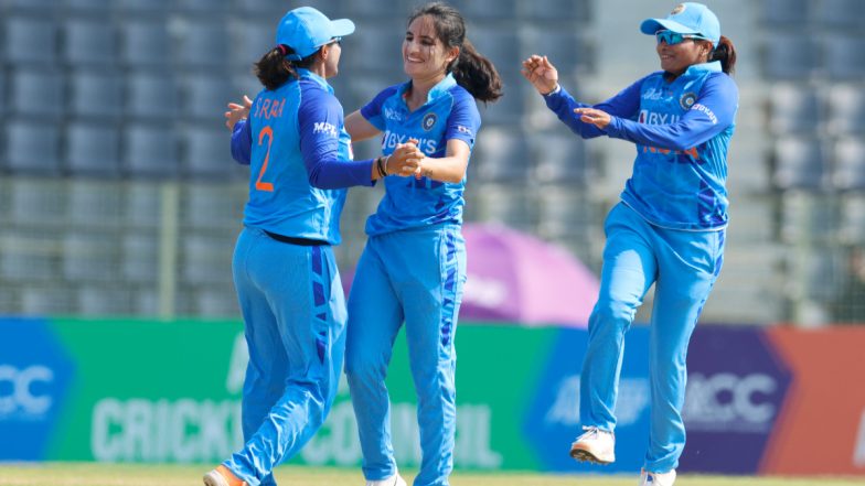 IND-W vs SL-W: Renuka Singh Takes 3/5 in Dominant Bowling Show As Sri Lanka Set 66-Run Target in Women’s Asia Cup 2022 Final