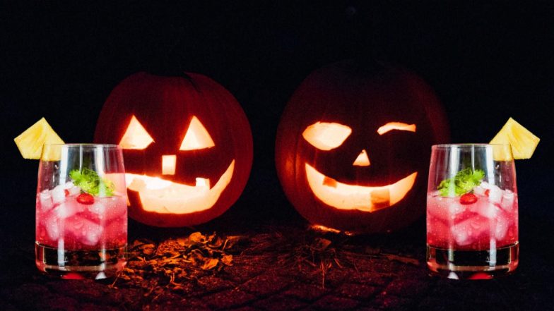 Halloween 2022: From Vampire Kiss Martini to Dracula’s Curse, Interesting Drinks for the Halloween Party
