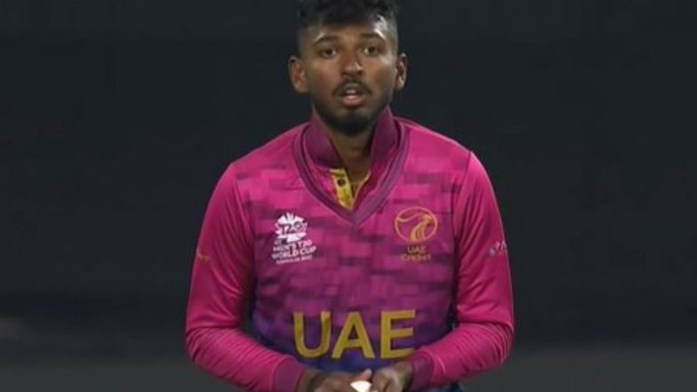 Karthik Meiyappan Becomes 5th Bowler to Take a Hat-Trick in T20 World Cup, First Player to Achieve the Feat from UAE; Creates History During SL vs UAE Match (Watch Video)