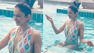 Rakul Preet Singh Takes a Dip in Pool Wearing Printed Monokini as She Drops Sexy Pics from Maldivian Holiday!