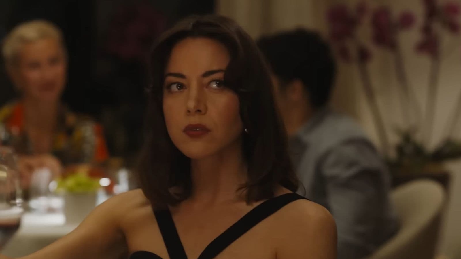 The White Lotus Season 2 Review: Aubrey Plaza, Michael Imperioli Stand ...