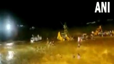 West Bengal: 7 Killed, Several Missing on Dussehra After Flash Flood in Mal River During Durga Idol Immersion in Jalpaiguri (Watch Video)