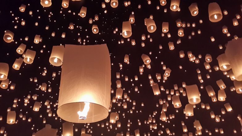 Chinese Lantern Banned! Mumbai Police Ban Use and Sale of Flying Lanterns for 30 Days