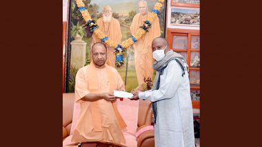 Uttar Pradesh CM Yogi Adityanath Gives Rs 2 Lakh to Paralysis Patient From Chief Minister’s Discretionary Fund in Gorakhpur