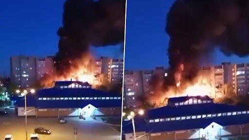 Russia Plane Crash: Military Plane Crashes in Residential Area of Yeysk City (Watch Video)