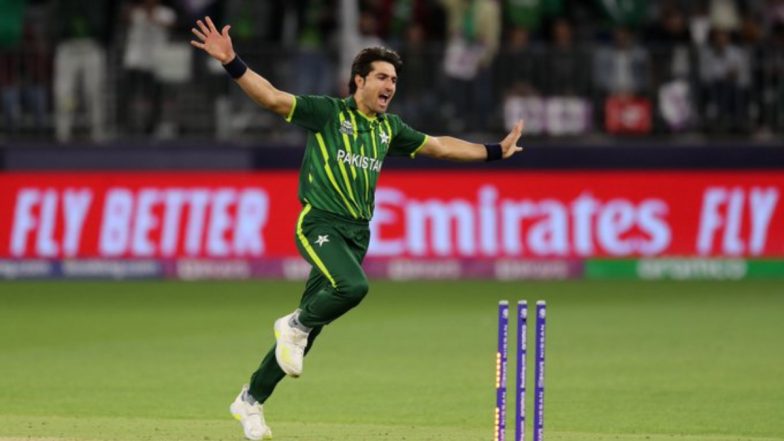 Mohammad Wasim Takes 4/24 As Pakistan Restrict Zimbabwe to 130/8 in T20 World Cup 2022 Super 12 Match