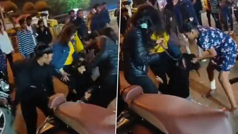 MP Shocker: Gang of Girls Brutally Thrash Young Woman as Onlookers Record Video in Indore