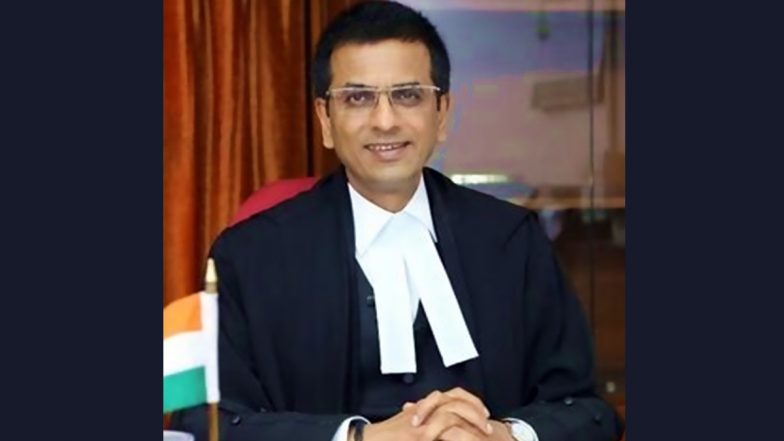 COVID-19 Surge in India: CJI DY Chandrachud Says Lawyers Are Free To Appear Virtually in View of Rising Coronavirus Cases