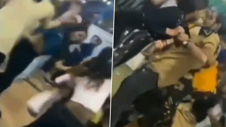 Viral Video: Girl Thrashed, Hair Pulled by Other Girls in Ugly Fight Over Boyfriend in Bihar's Sonepur