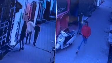 UP Shocker: Youth Gunned Down in Broad Daylight in Moradabad, Terrifying Incident Caught on CCTV (Watch Video)