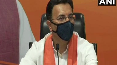 India News | UP Roads to Be Pothole-free by Nov 15, Yogi Cancels PWD Officers Leave Achieve It