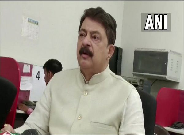 India News | Gujarat Govt to Give Rs 4 Lakh to Kin of Each Deceased in Morbi Tragedy