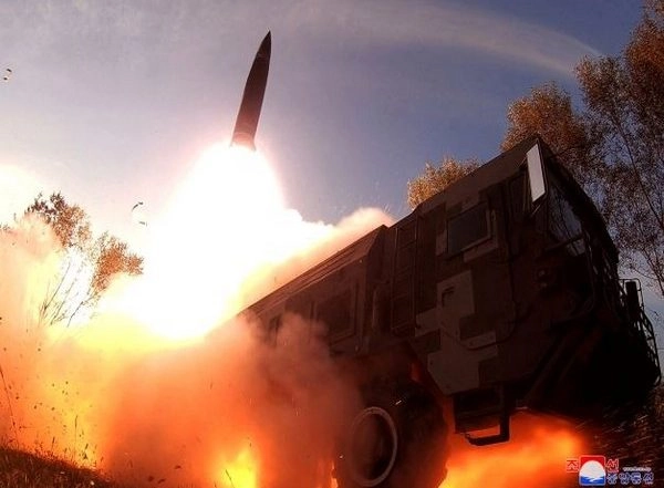 World News | S Korea Fires 3 Air-to-ground Missiles in Response to N Korea's Launches