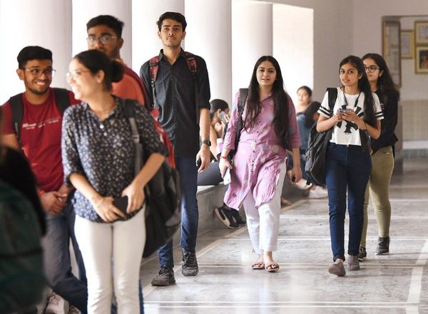 India News | Delhi: Hindu College Organises Orientation Programme for UG Students