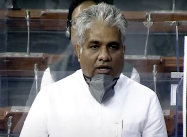 India News | There's No Doubt Who Turned Delhi into a Gas Chamber: Union Minister Bhupender Yadav Attacks AAP