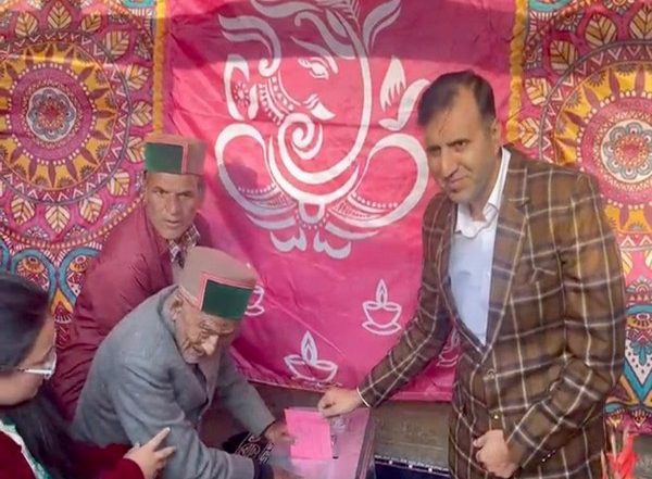 India News | 106-year-old Shyam Saran, First Voter of Independent India, Casts His Postal Ballot for Himachal Polls