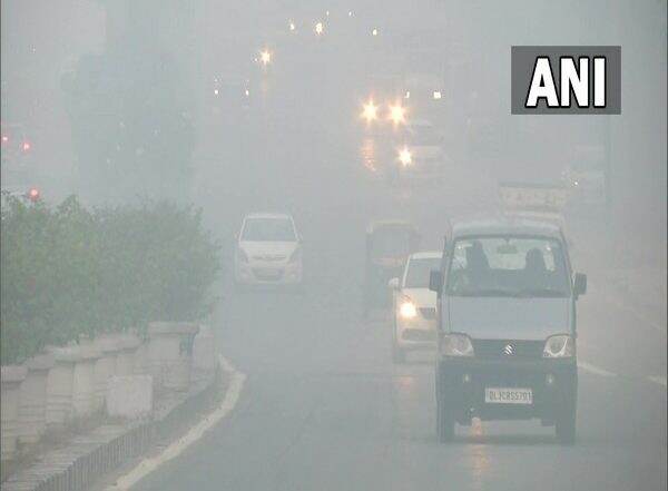 Delhi Air Pollution: Air Quality in National Capital Remains in 'Very Poor' Category, AQI Stands At 396 (See Pics)