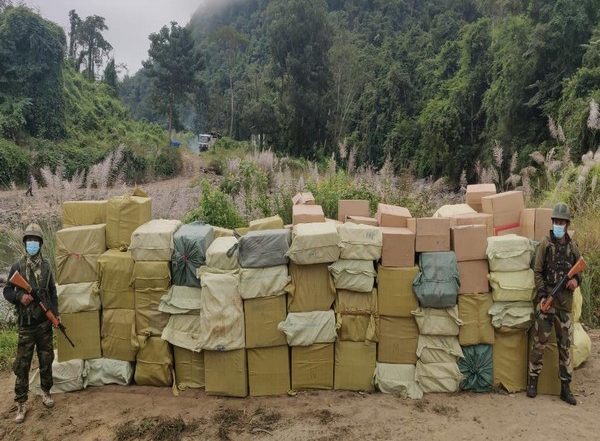India News | Mizoram: Assam Rifles Seize Foreign-origin Cigarettes Worth over Rs. 5 Crore in Champhai