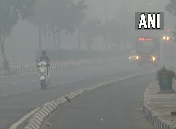 Delhi-NCR Pollution: AAP Govt Asks 50% of Its Employees To Work From Home Amid Severe Smog Situation